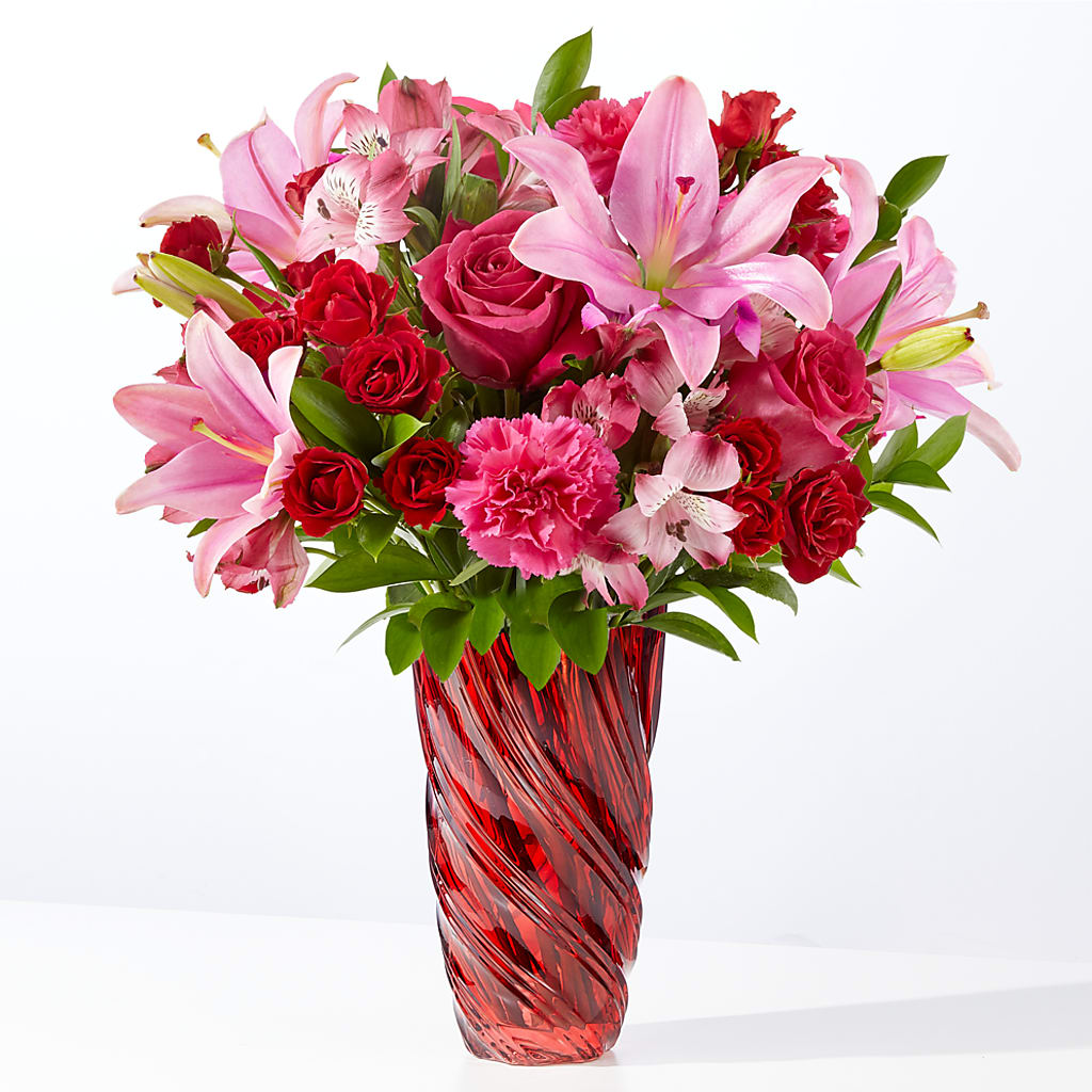 In Love Bouquet with Luxe Swirl Vase – Pukalani Floral, Paia HI