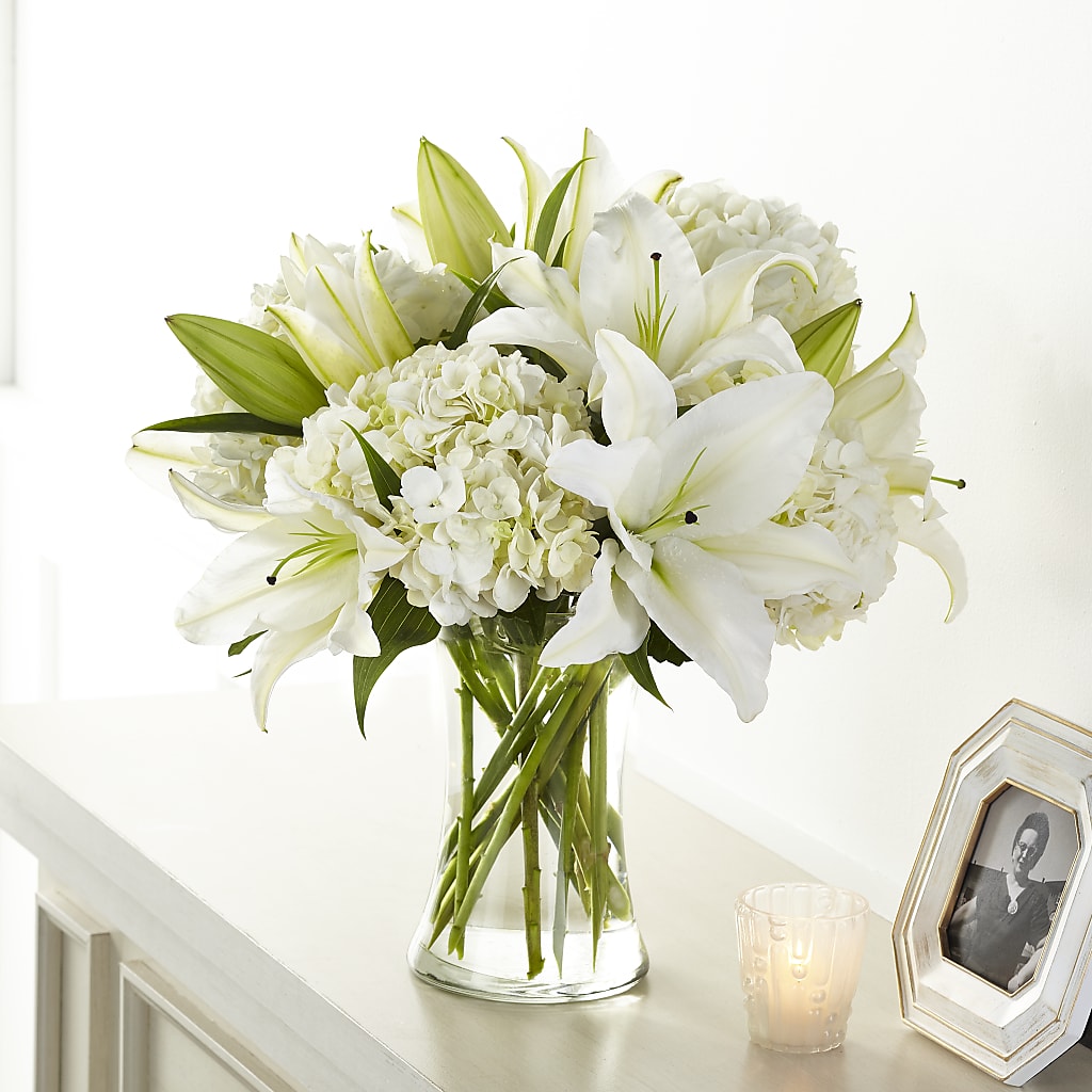 Compassionate Lily Bouquet – Pukalani Floral, Paia HI