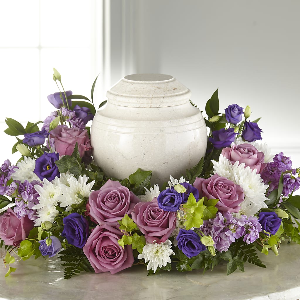 Blooming Sympathy Cremation Adornment – Pukalani Floral, Paia HI