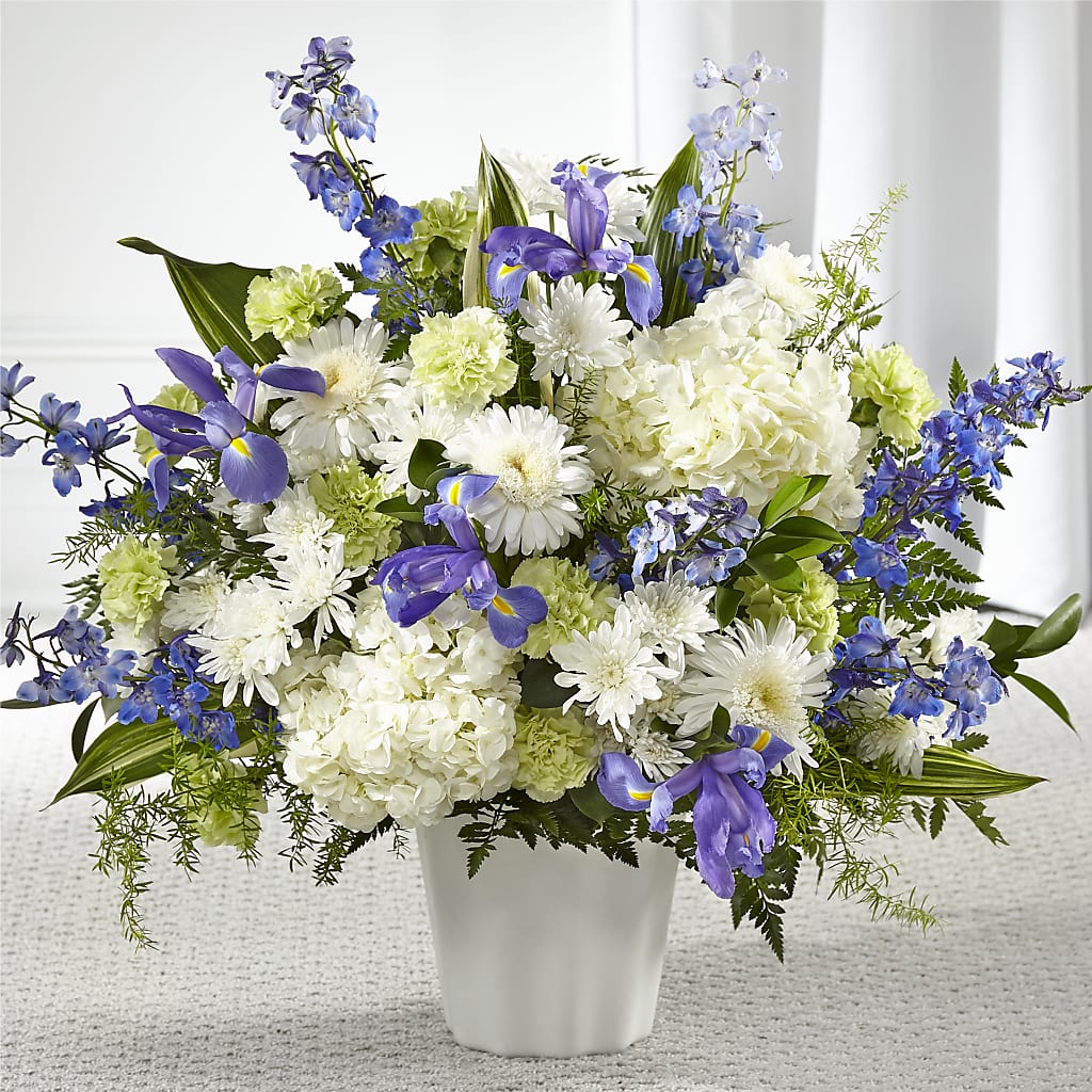 Soft Serenity Floor Basket – Pukalani Floral, Paia HI