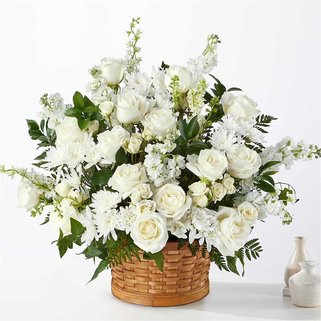Heartfelt Condolences Arrangement – Pukalani Floral, Paia HI