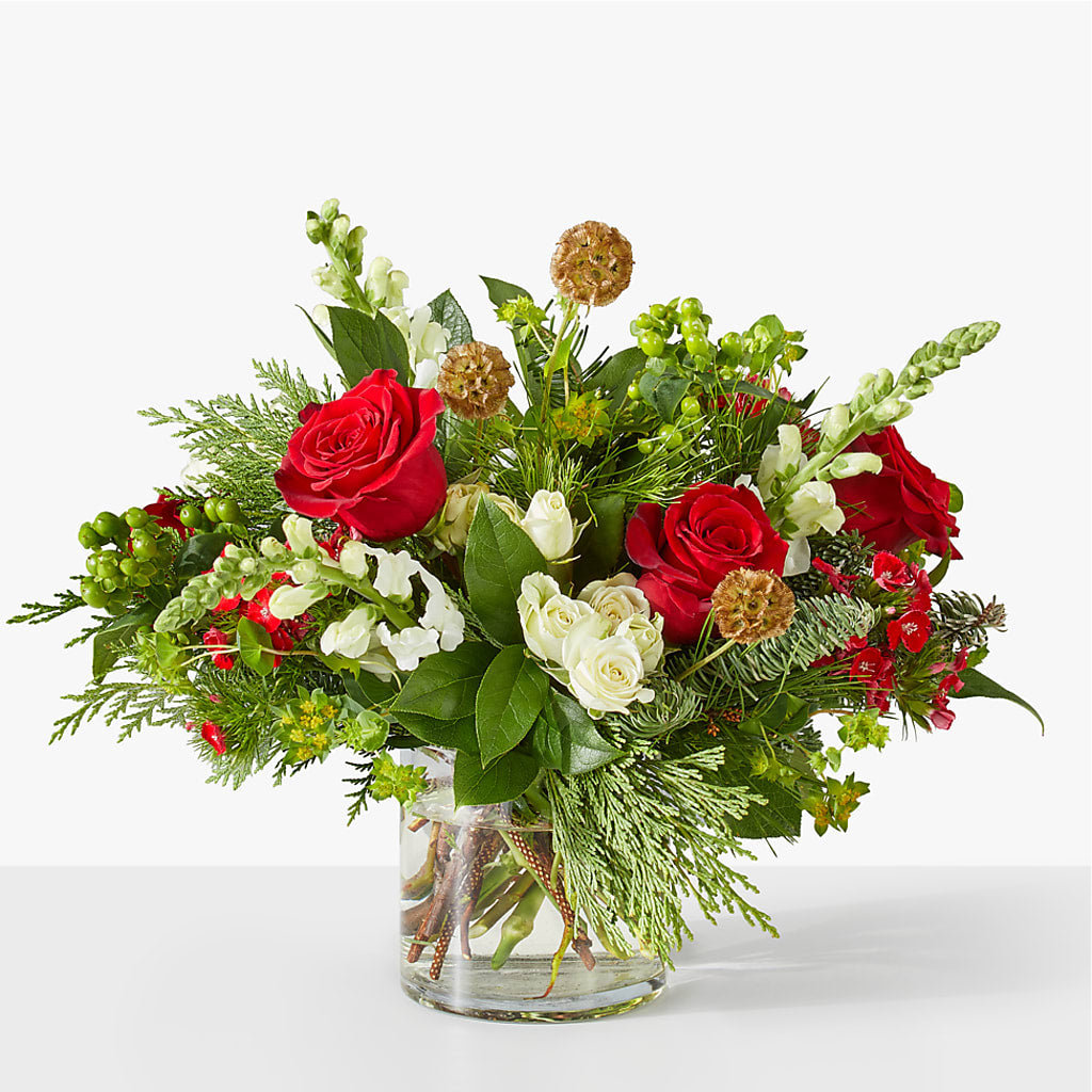 Deck the Halls Bouquet – Pukalani Floral, Paia HI