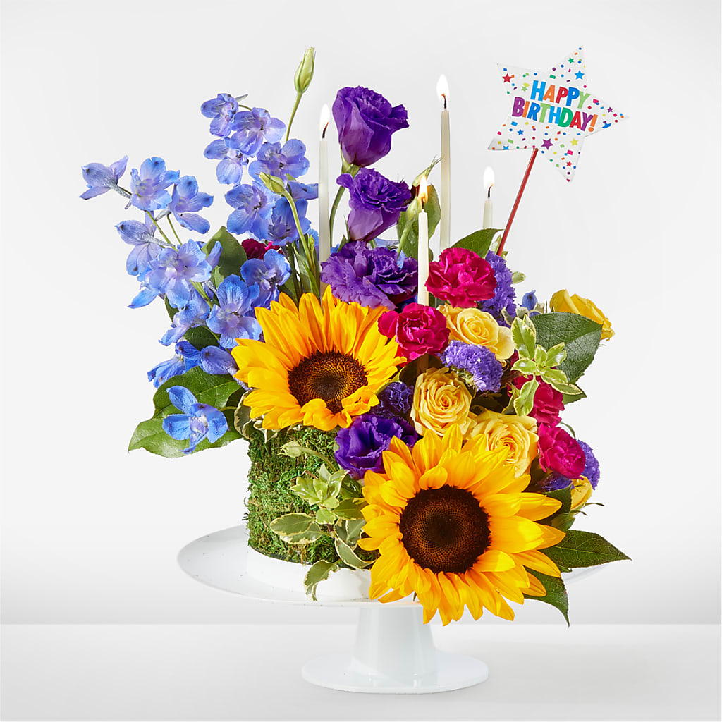 Star of the Day Floral Cake – Pukalani Floral, Paia HI