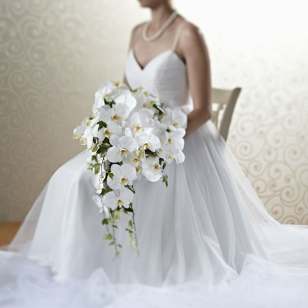 Classic White Bouquet – Pukalani Floral, Paia HI