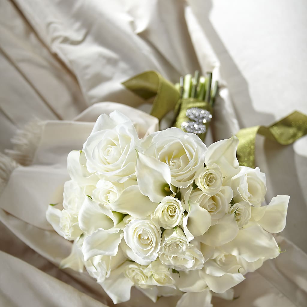 Serene Highness Bouquet – Pukalani Floral, Paia HI