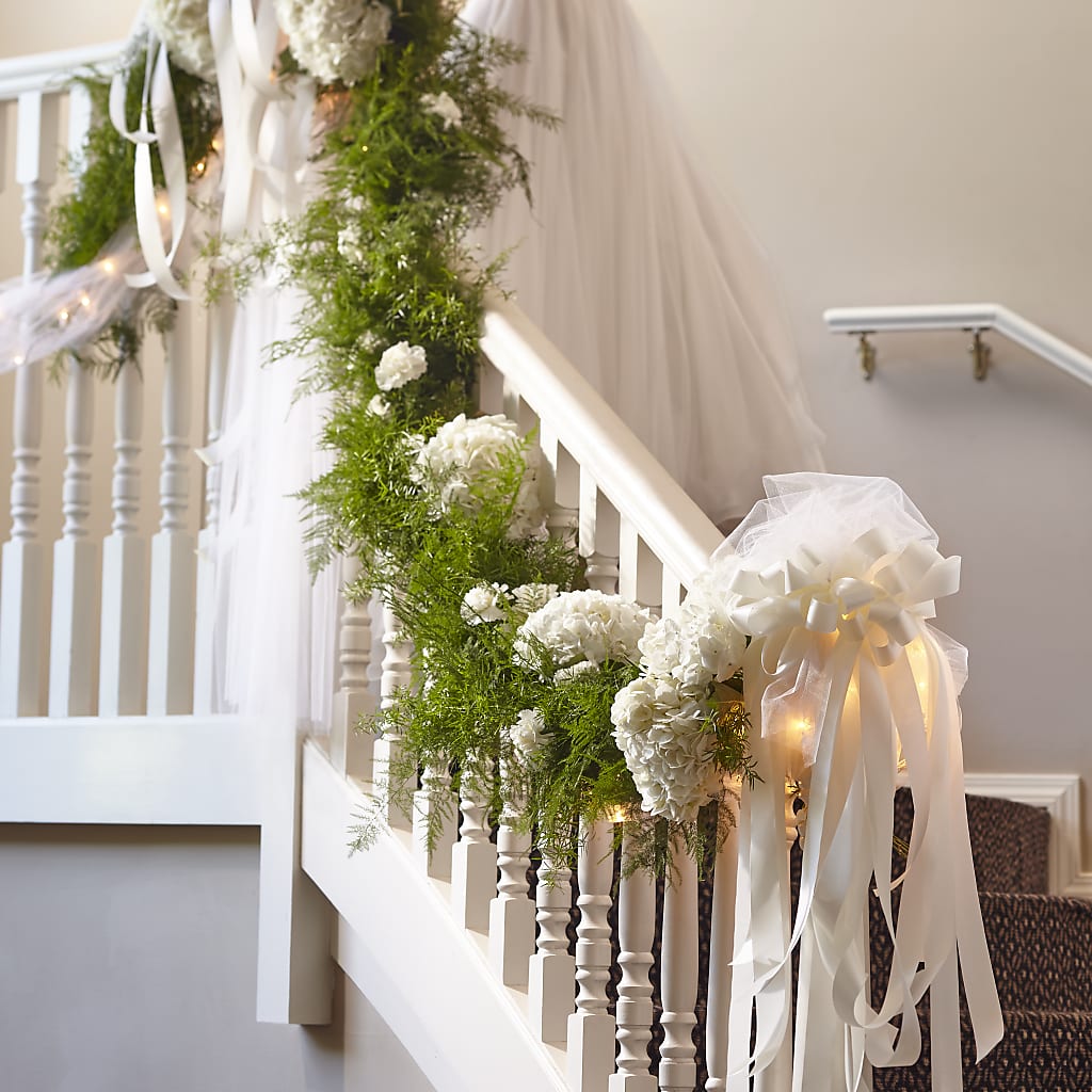 Champagne Dreams Garland – Pukalani Floral, Paia HI