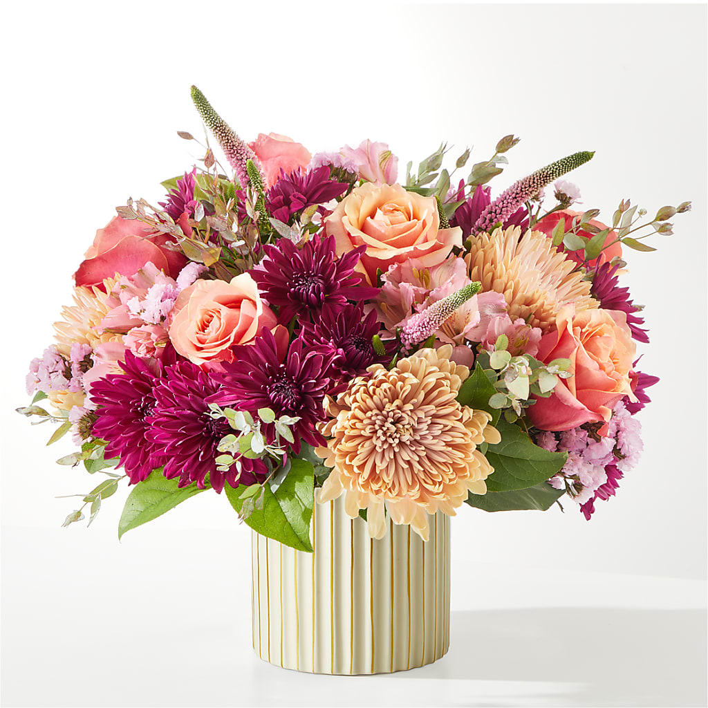 Berry Cobbler Bouquet with Ivory Vase –  Pukalani Floral, Paia HI