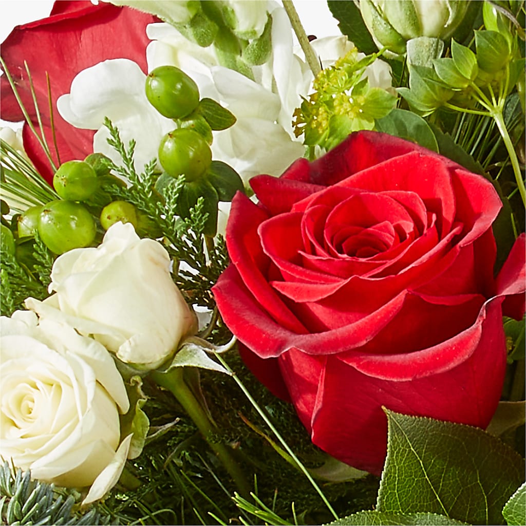 Deck the Halls Bouquet –  Pukalani Floral, Paia HI