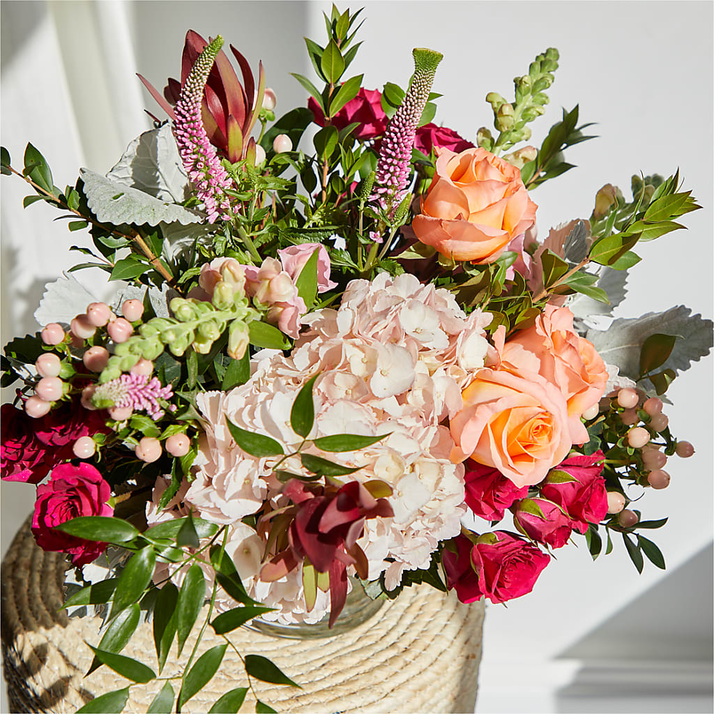 Glitz & Glam Bouquet –  Pukalani Floral, Paia HI