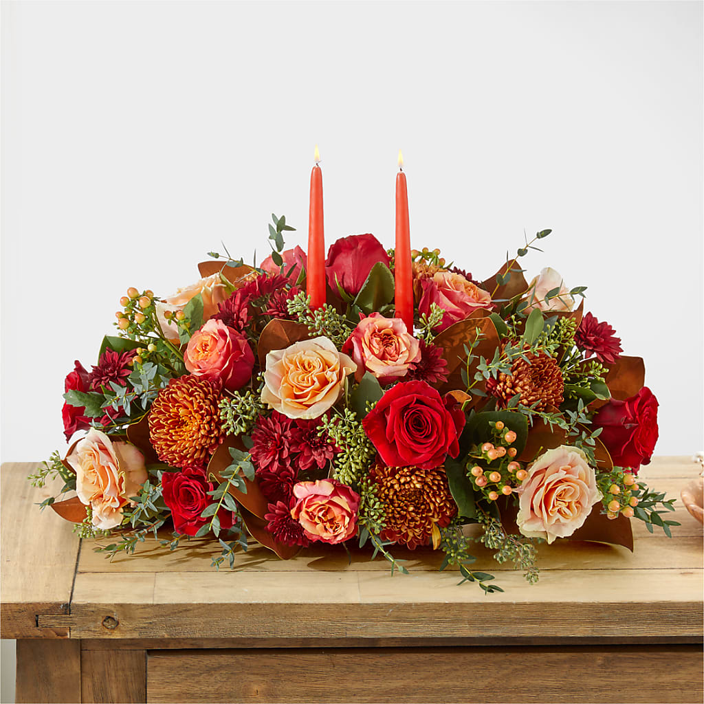 Gather Near Centerpiece –  Pukalani Floral, Paia HI